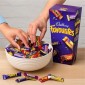 Hộp socola Cadbury Favourites Chocolate Gift Box 470g